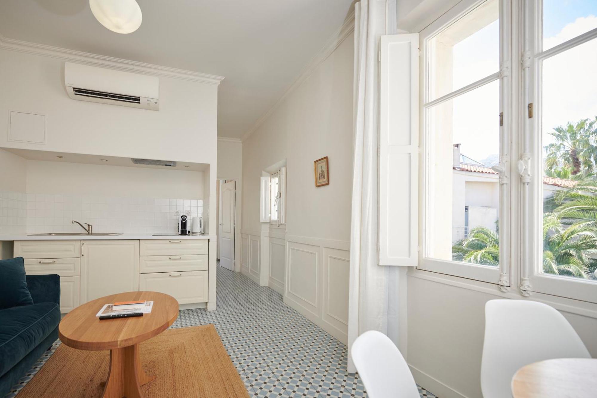 Boutique Hotel Chateau Beaupin Restaurant & Wellness 마르세유 객실 사진